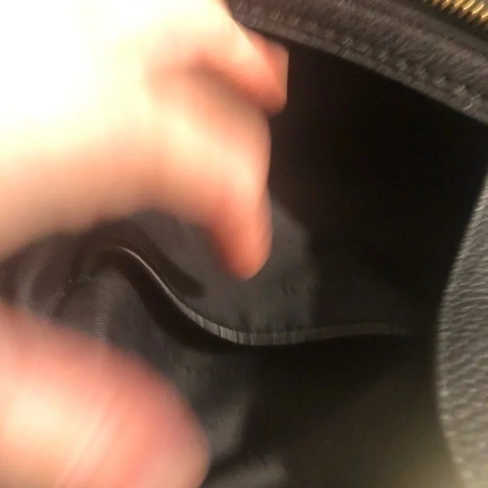 Coach Edie 31 Leather Shoulder Bag Black leather
